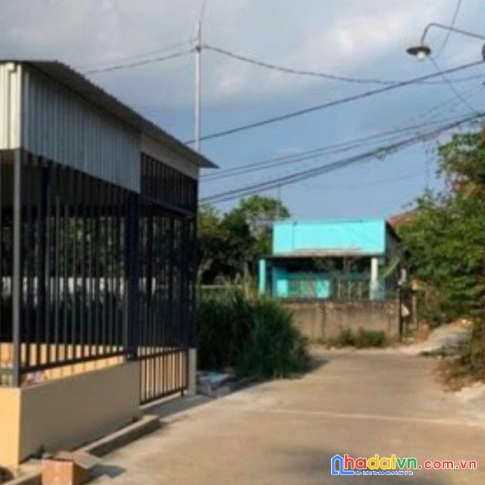 Bán gấp đất thổ cư đường duy tân (gần cổng chào bảo vinh), tổng diện tích 173.5 mét vuông