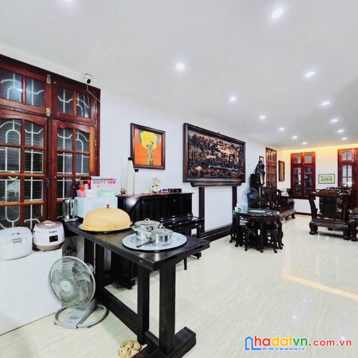 Bán nhà cầu giấy 70m2 6 tầng mt 5m 22.x tỷ - nội thất sang trọng