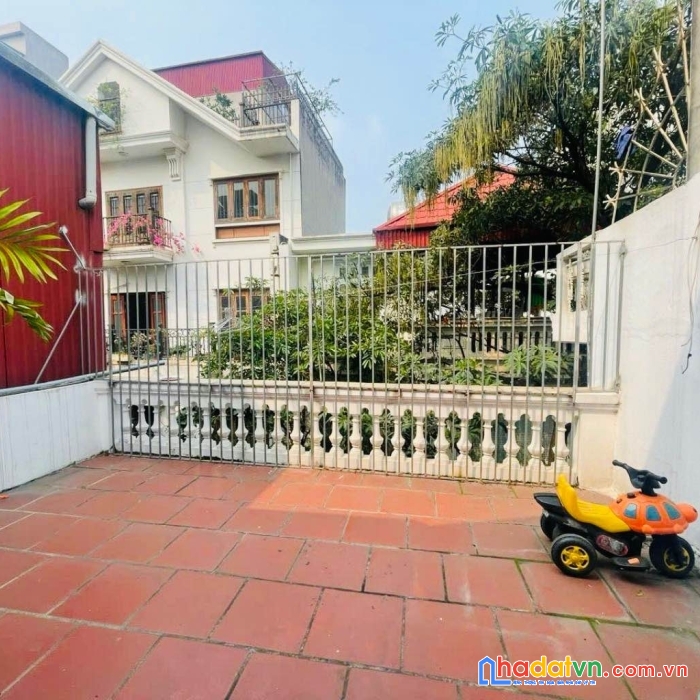 Bán nhà ngõ 61 hoàng cầu 46m2 4 tầng mt 5,1m - phân lô - ô tô vào nhà