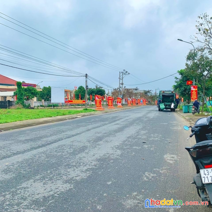 Em cần bán nhanh 04 lô liền kê gần trung tâm thị trấn nam phước