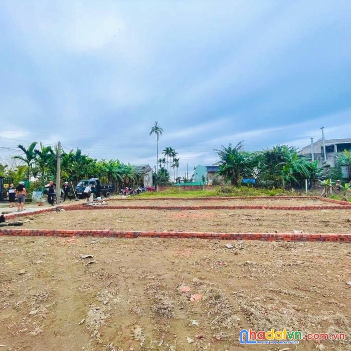 Chính chủ cần bán 200m2 ngang 11m (2 lô kề ) 