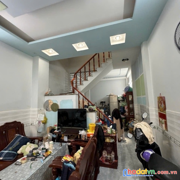 Hàng đầu tư - cạnh mt chiến lược - bình tân - 44m2 - 3 tầng - hxh - chỉ nhỉnh 4 tỷ