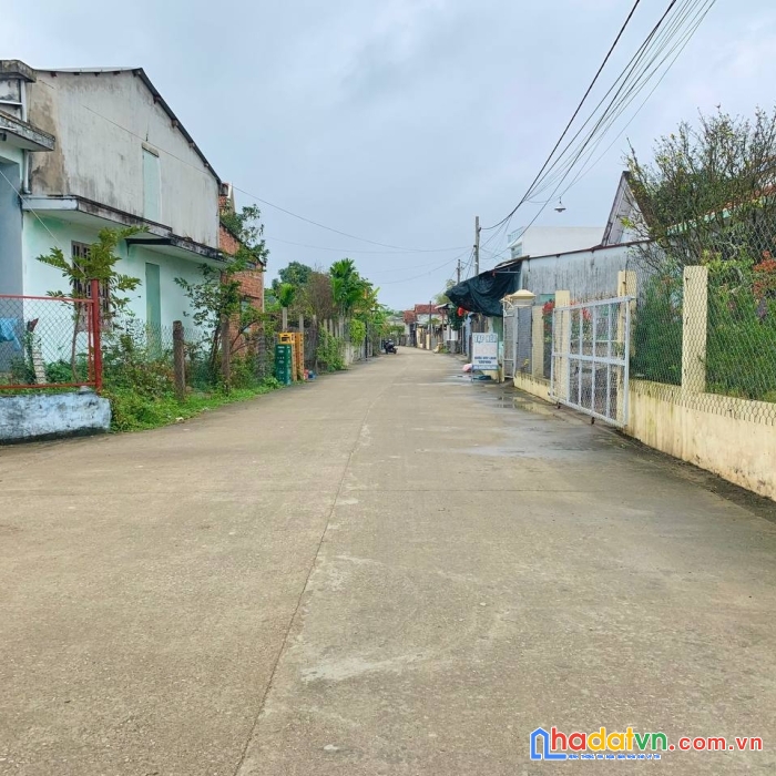 Chính chủ cần bán 200m2 (2 lô liền kề), ngang 11m