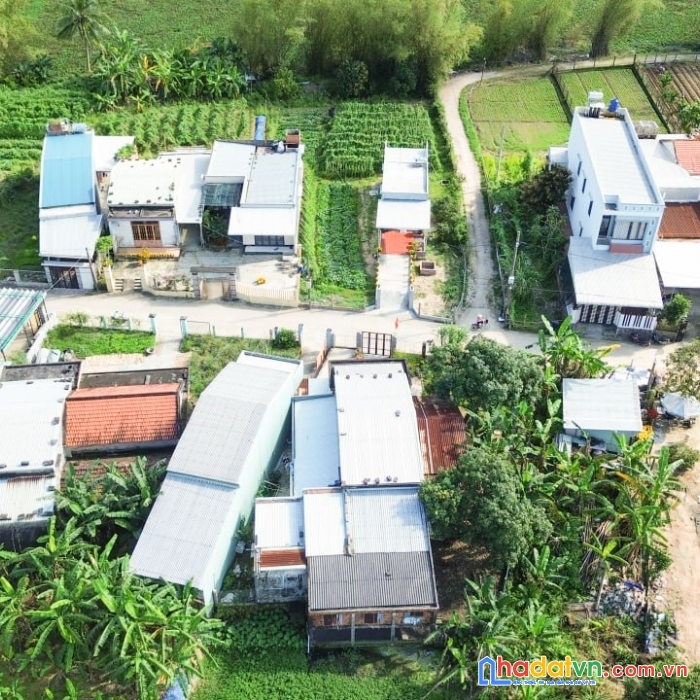 Chính chủ cần bán 200m2 (2 lô liền kề), ngang 11m