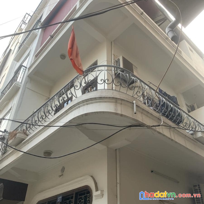 Bán nhà phố minh khai, hai bà trưng 30m, 3 tầng. giá: 10.5 tỷ. lh: 0937158386