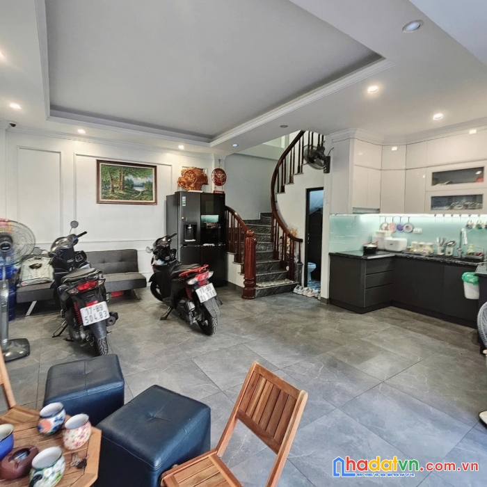 Bán nhà trúc khê 45m² 5t mt 4,5m 15 tỷ 2 ôtô tránh thoải mái còn duy nhất 1 căn