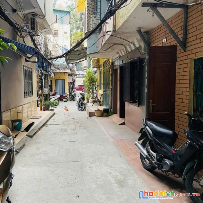 Cho thuê nhà 5 tầng phố lý nam đế, hoàn kiếm