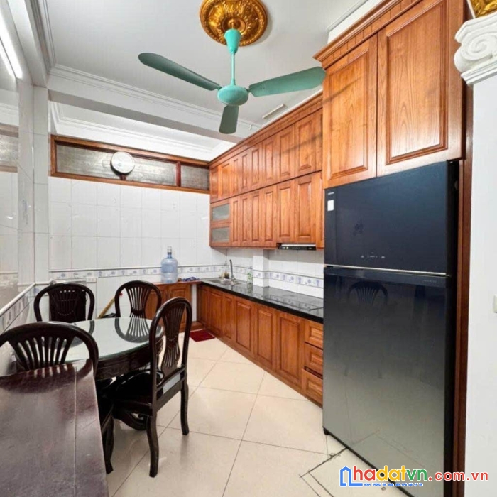 Bán nhà giảng võ 45m2 6 tầng 8 tỷ x - 2 mặt thoáng
