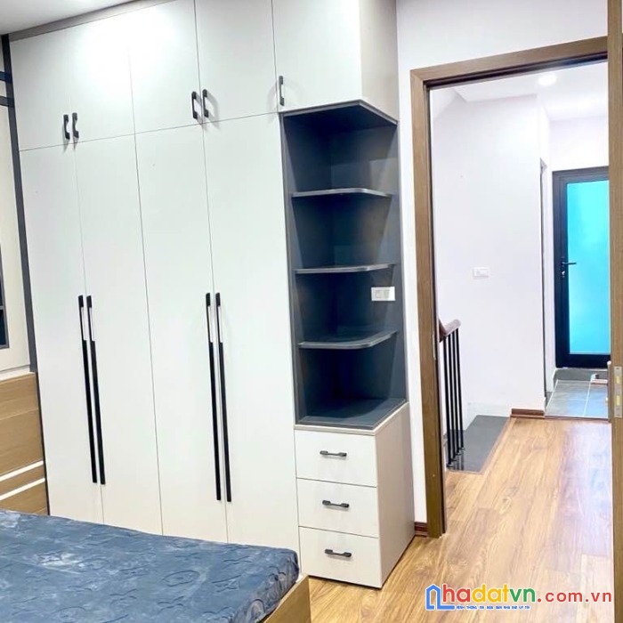 bán nhà đoàn thị điểm 32m2 6 tầng 3,8m mặt tiền - 7.x tỷ - gần ôtô - 2 mặt thoáng