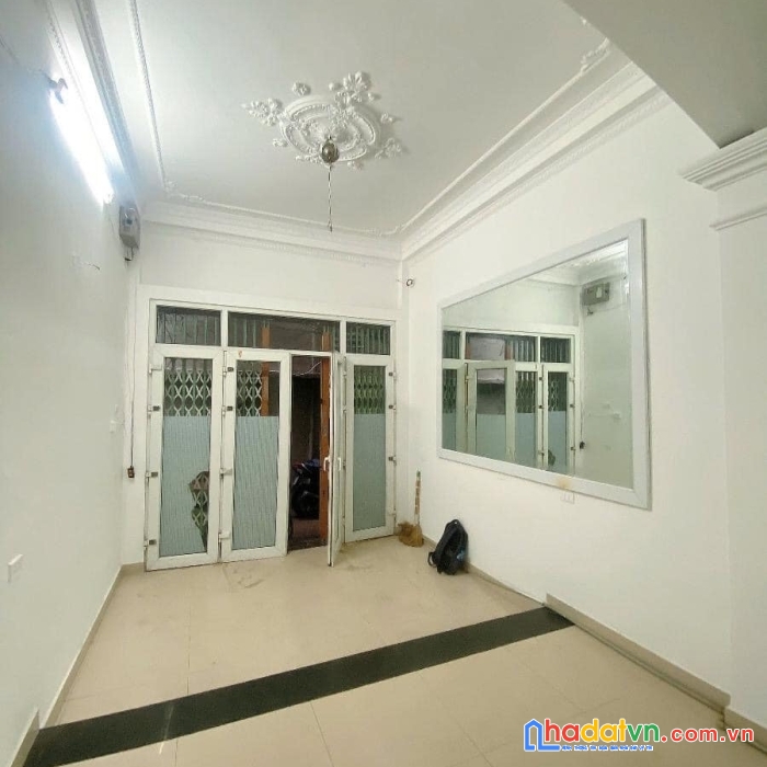 Bán nhà phố bạch mai, hai bà trưng 37m, 4 tầng