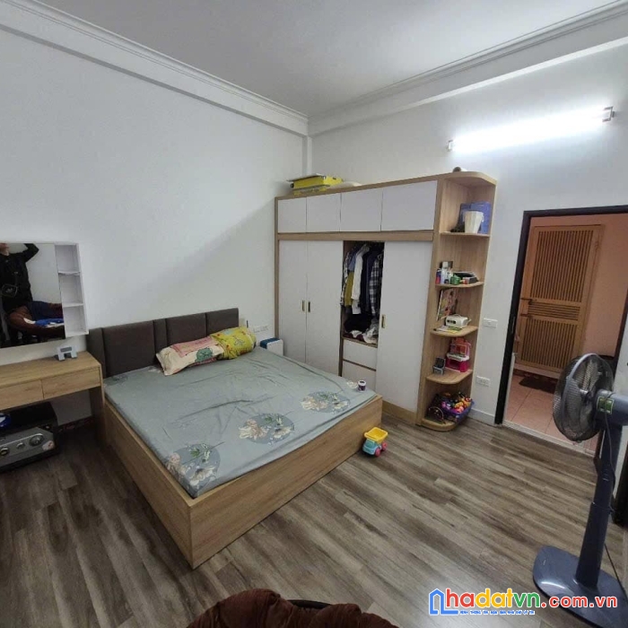 Bán nhà phố kim ngưu, hai bà trưng 35m, 4 tầng