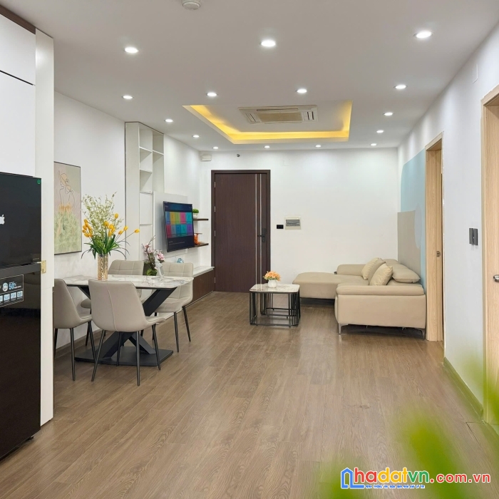 Chính chủ gửi bán căn hộ 72m view hồ sen, full nội thất mới tại kdt thanh hà cienco 5
