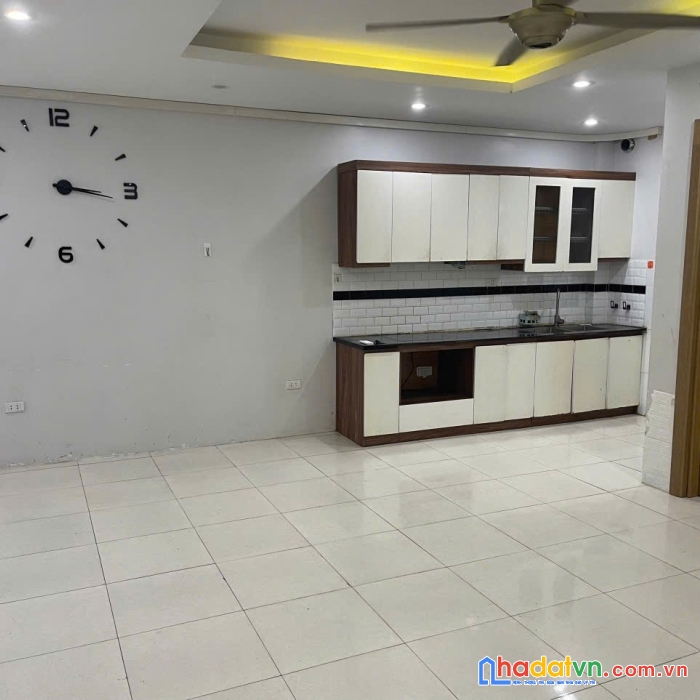 Chính chủ gửi bán căn hộ 70m đầy đủ nội thất giá 2.2 tỷ tại kdt thanh hà cienco 5