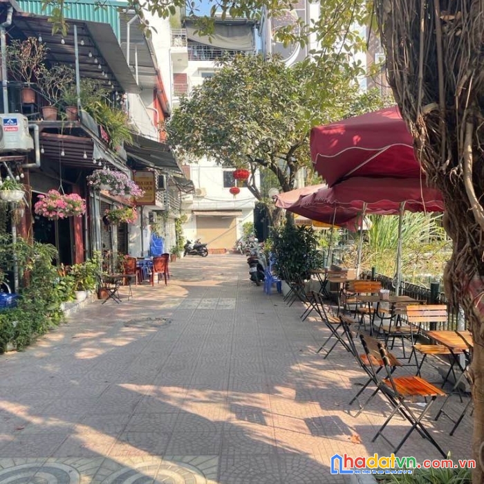 Bán nhà ngõ đội cấn vài bước ra hồ đầm tròn, hồ ngọc hà