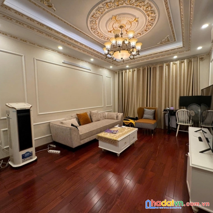 Bán nhà ngõ đội cấn vài bước ra hồ đầm tròn, hồ ngọc hà