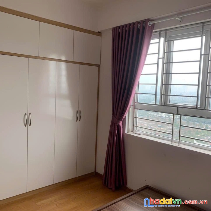 Chinh chủ gửi bán căn hộ 77m tầng cao full nội thất mới, giá rẻ nhất kdt thanh hà cienco 5