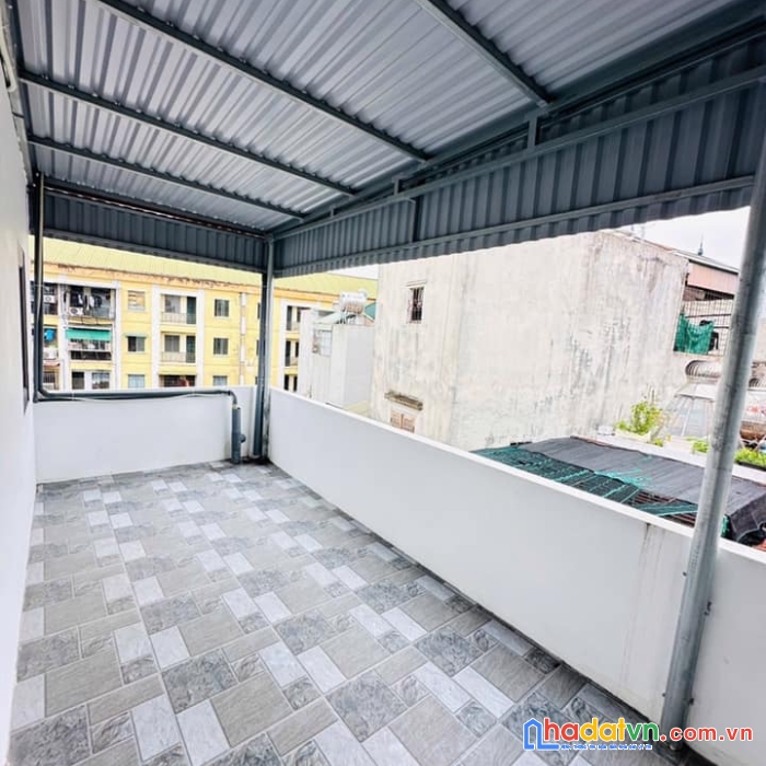 Bán nhà phố giáp bát, hoàng mai 36m, 5 tầng. giá: 6.5 tỷ. lh: 0937158386