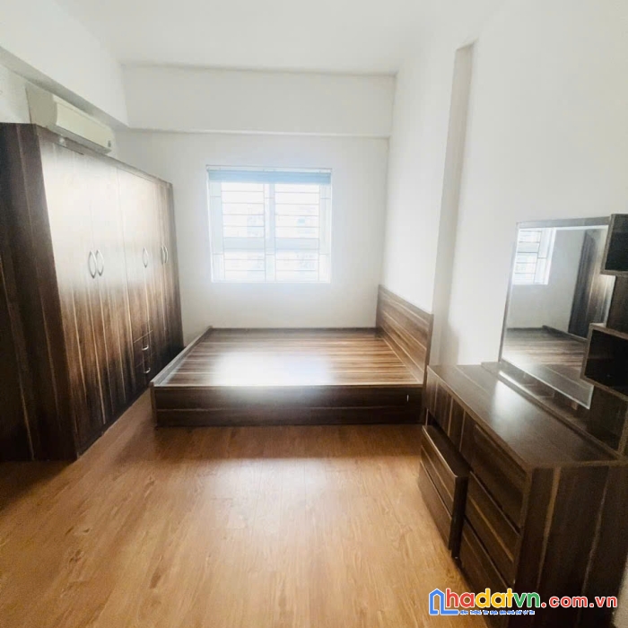 Cần bán gấp căn hộ góc phụ 2.2 tỷ, full nội thất tại kdt thanh hà cienco 5