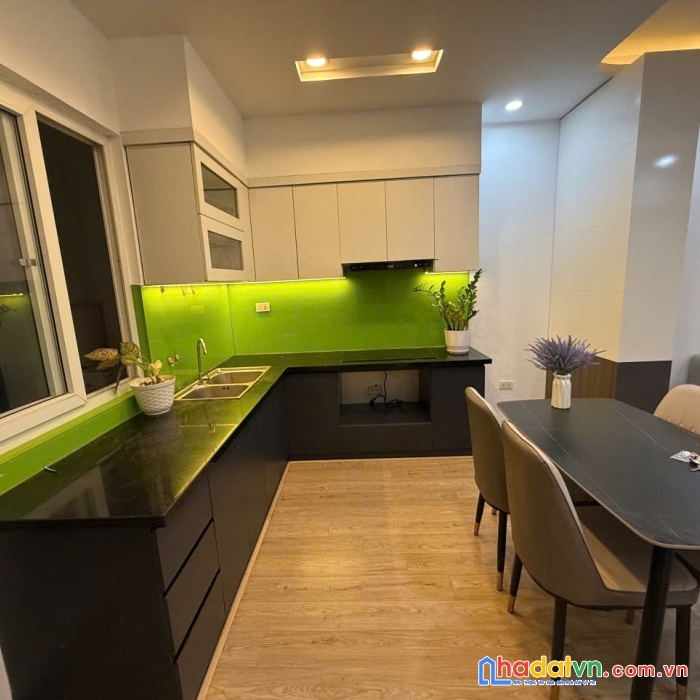 Cần bán căn hộ tầng 8 rộng 68m, full nội thất mới tại kdt thanh hà cienco 5