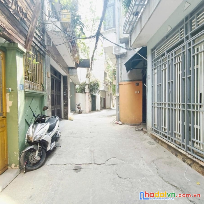 Bán nhà phố yên lạc, hai bà trưng 38m, 4 tầng