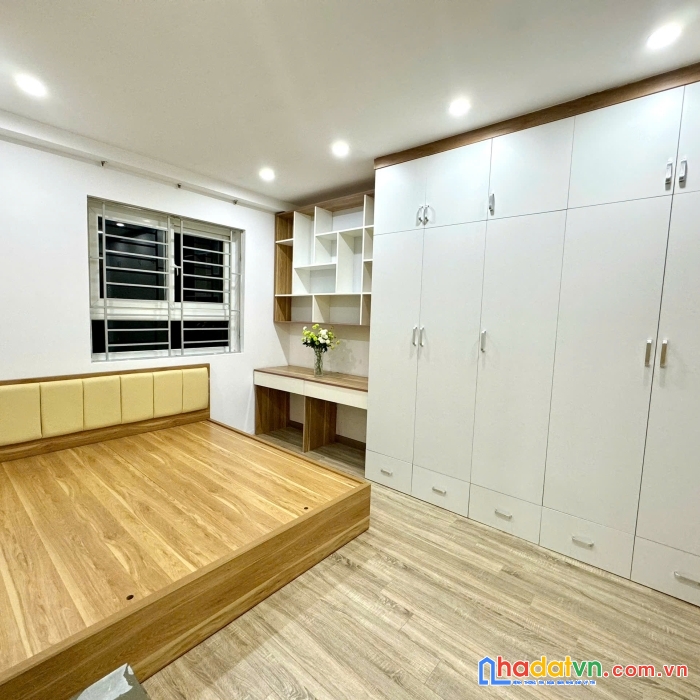 Chính chủ gửi bán căn hộ 2 ngủ view hồ, full nội thất mới tại tòa hh02-2b kdt thanh hà cienco 5
