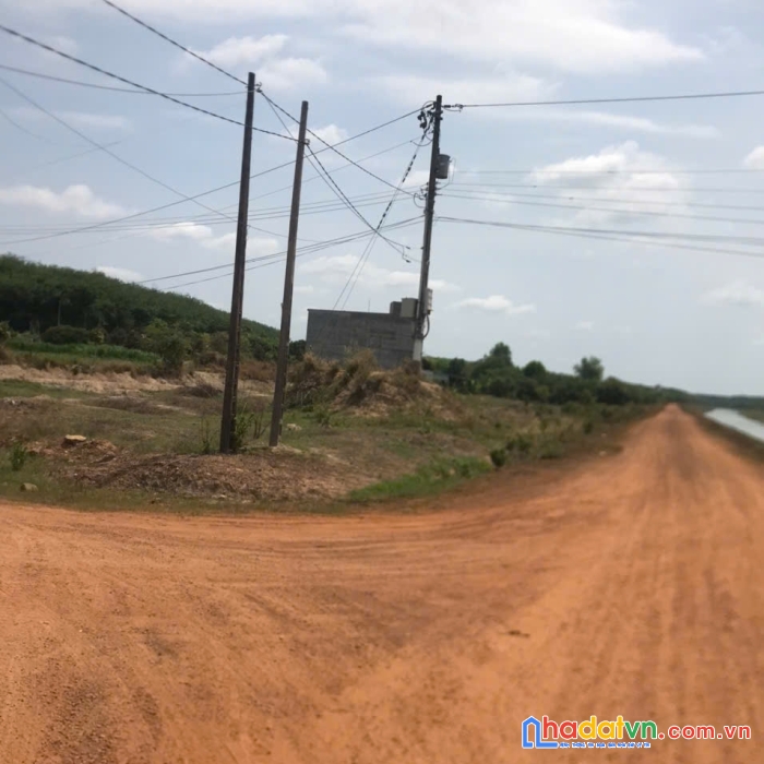 Ra gấp lô đất 160m2 gần trung tâm bàu bàng, cách quốc lộ 13 chỉ 5p.