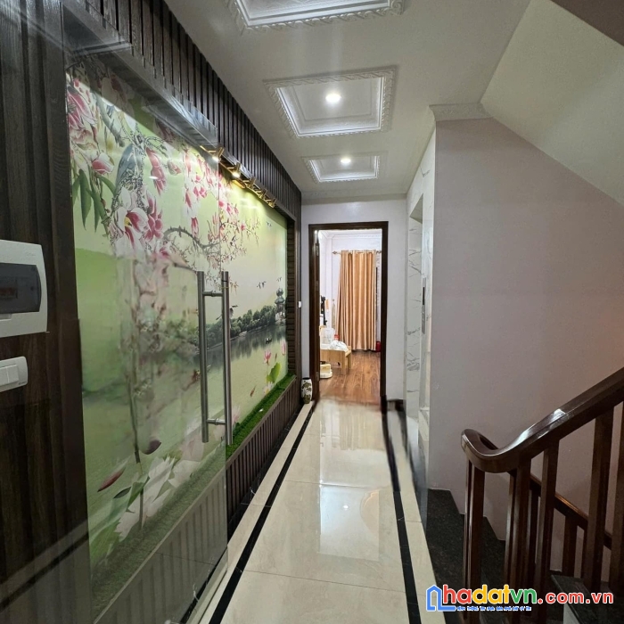 Bán nhanh nhà hoàng hoa thám 45m² 5 tầng - mặt tiền 5.2m - 12 tỷ 2 - lô góc - ngõ thông