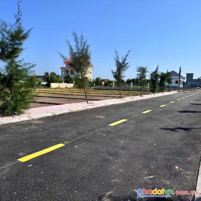 Chính chủ cần bán lô đất biển quất lâm, nam định, 90m2. vị trí trung tâm, gần bãi tắm. giá rẻ