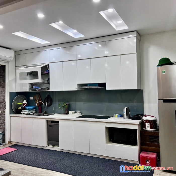 Chính chủ gửi bán căn hộ góc 3 ngủ, nội thất đồng bộ tại kdt thanh hà cienco 5