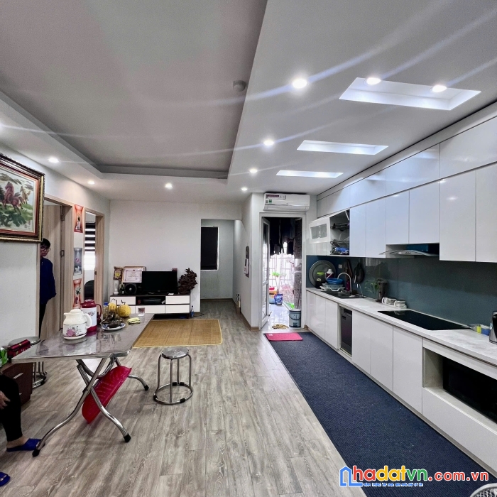 Chính chủ gửi bán căn hộ góc 3 ngủ, nội thất đồng bộ tại kdt thanh hà cienco 5