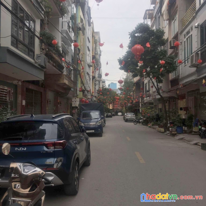 Bán nhà mặt phố trần đăng ninh hà đông, 40m2x5 chỉ 13.6 tỷ