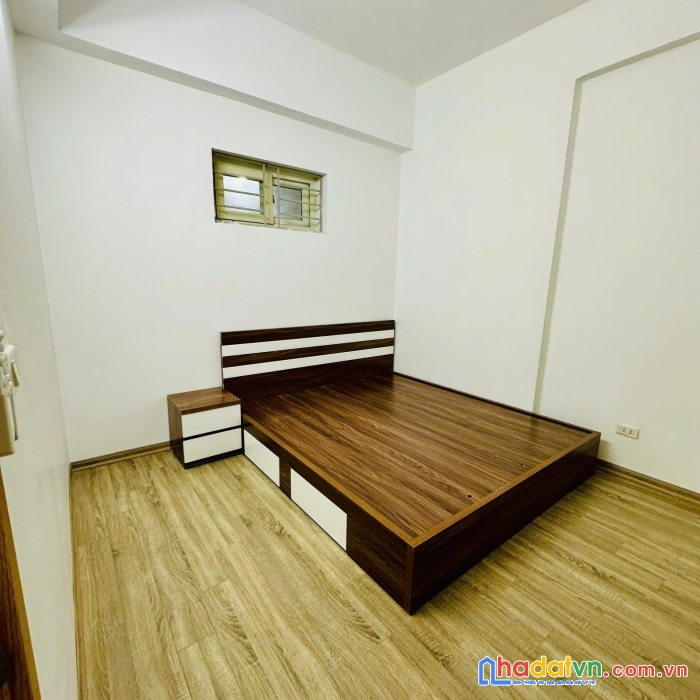Chính chủ gửi bán gấp căn hộ góc phụ 2.3 tỷ, full nội thất tại kdt thanh hà cienco 5