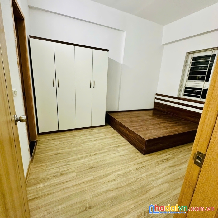 Chính chủ gửi bán gấp căn hộ góc phụ 2.3 tỷ, full nội thất tại kdt thanh hà cienco 5