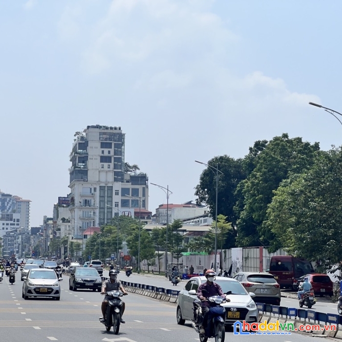 Bán nhà tứ liên - mảnh đất vàng tây hồ - 200m2 - mặt tiền 9m - ôtô đỗ cửa - vị trí đẹp - hiếm - 29 tỷ