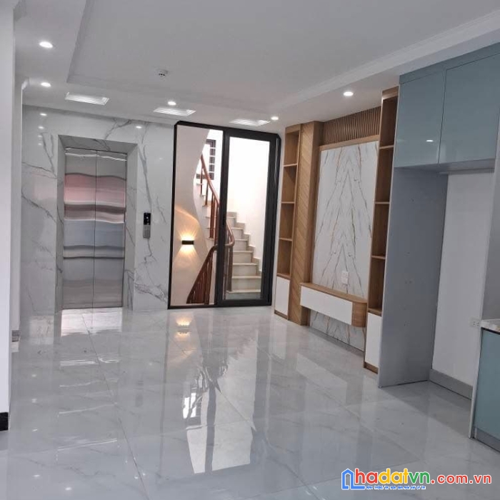 Bán nhà riêng 6 tầng thang máy full nội thất phố khương hạ thanh xuân ngõ nông