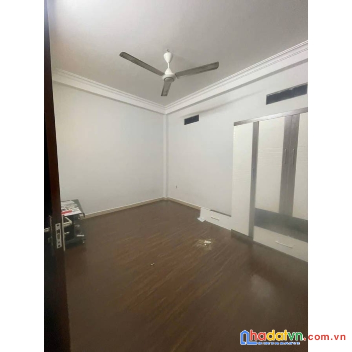 Bán toà nhà phố yên hoà, cầu giấy, ngõ nông, sát phố, 157m2x7, 29.5 tỷ