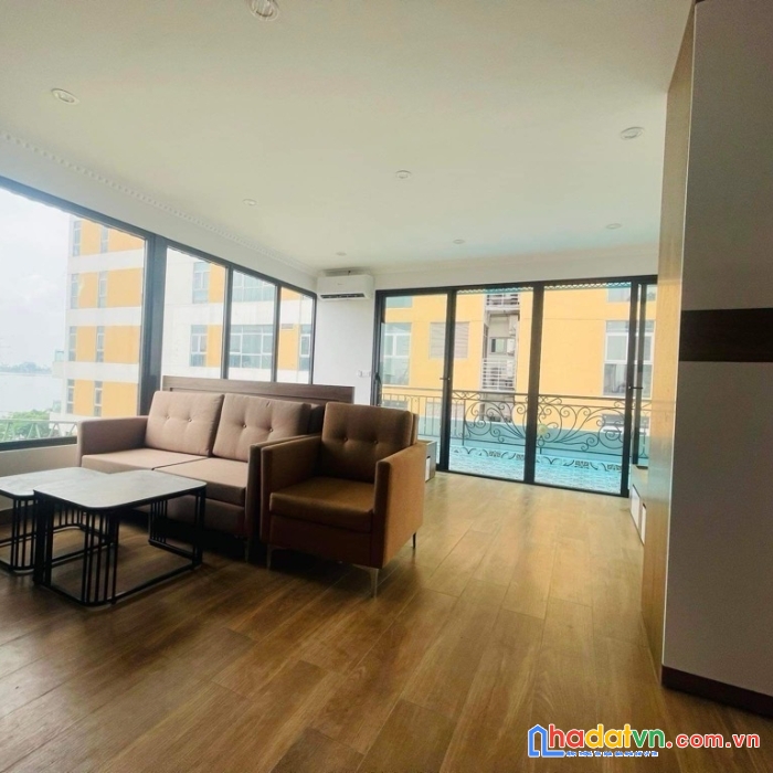 Bán nhà trích sài view hồ tây, mặt tiền 6m - phân lô 
