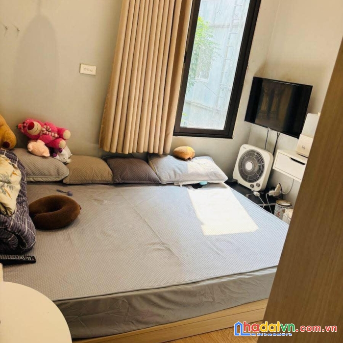 Chỉ 2.2 tỷ, sở hữu nhà 4 tầng 2 ngủ tại phố đội cấn, quận ba đình 