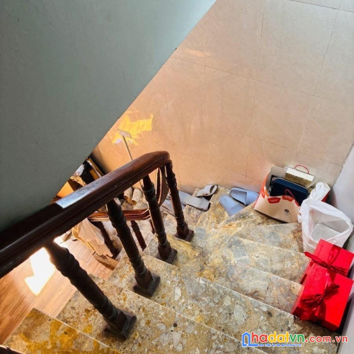 Chỉ 2.2 tỷ, sở hữu nhà 4 tầng 2 ngủ tại phố đội cấn, quận ba đình 