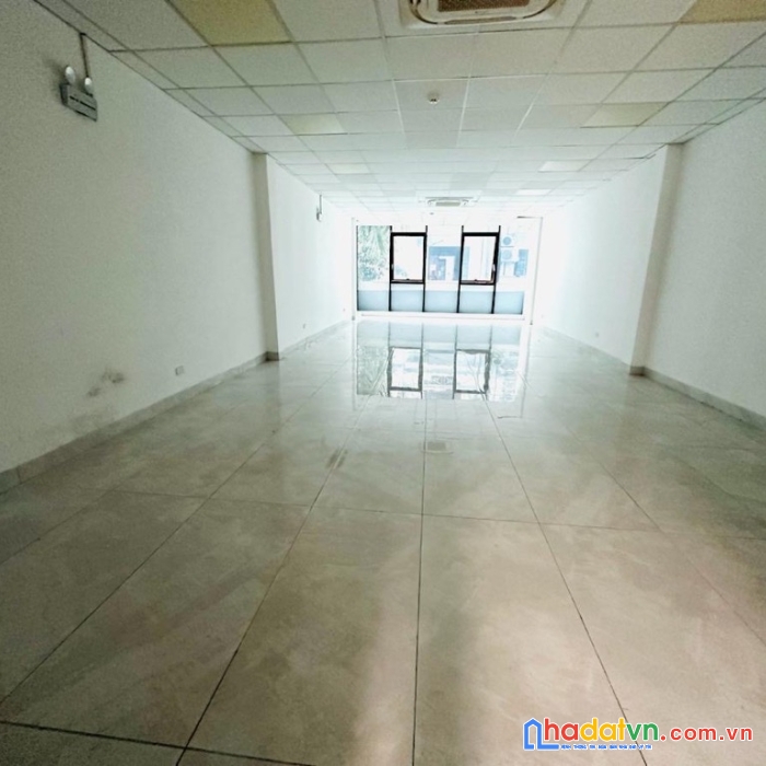 Siêu phẩm cực hiếm nhà bán tòa building văn phòng trung kính 100m2 thông sàn - mặt tiền 5.8 - 48 tỷ