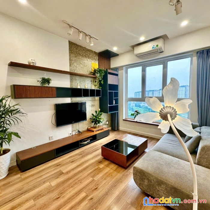 Cần bán nhanh căn hộ 2 ngủ view hồ, nội thất đồng bộ tại tòa hh03a kđt thanh hà cienco 5