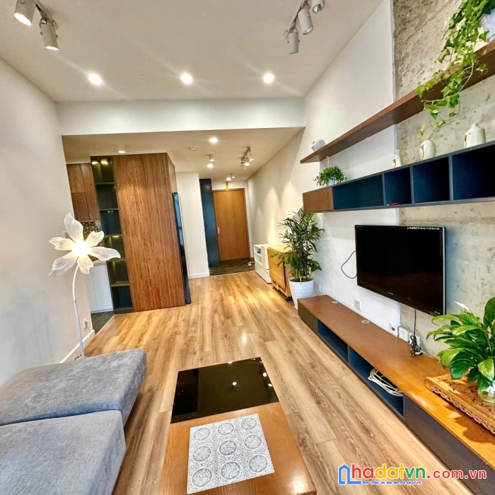 Cần bán nhanh căn hộ 2 ngủ view hồ, nội thất đồng bộ tại tòa hh03a kđt thanh hà cienco 5