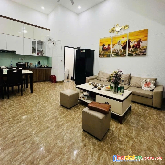 Bán nhà quan nhân, thanh xuân 50m2, chỉ 7.7 tỷ, full nội thất.