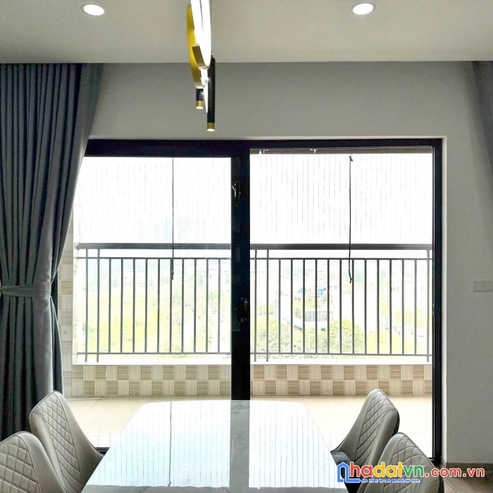 Cần bán căn hộ 77m² ban công view hồ, full nội thất đồng bộ tại kđt thanh hà cienco 5