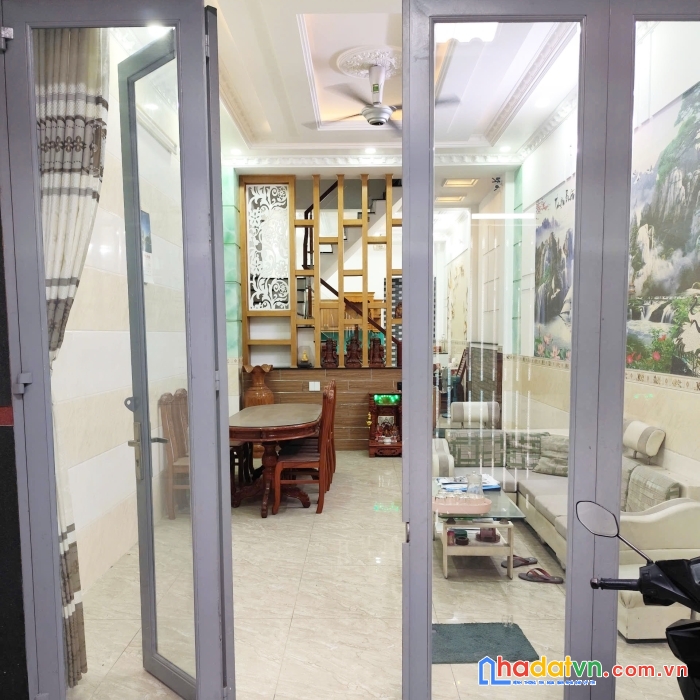 Nhà đẹp ở ngay, hẻm xe tải 7m, 4 tầng, lê văn quới, 4x18m, 72m2, nhỉnh 7 tỷ tl