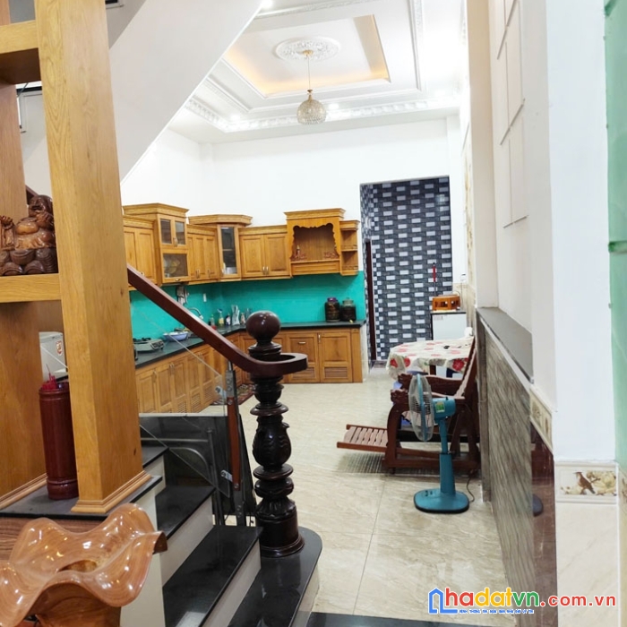 Nhà đẹp ở ngay, hẻm xe tải 7m, 4 tầng, lê văn quới, 4x18m, 72m2, nhỉnh 7 tỷ tl