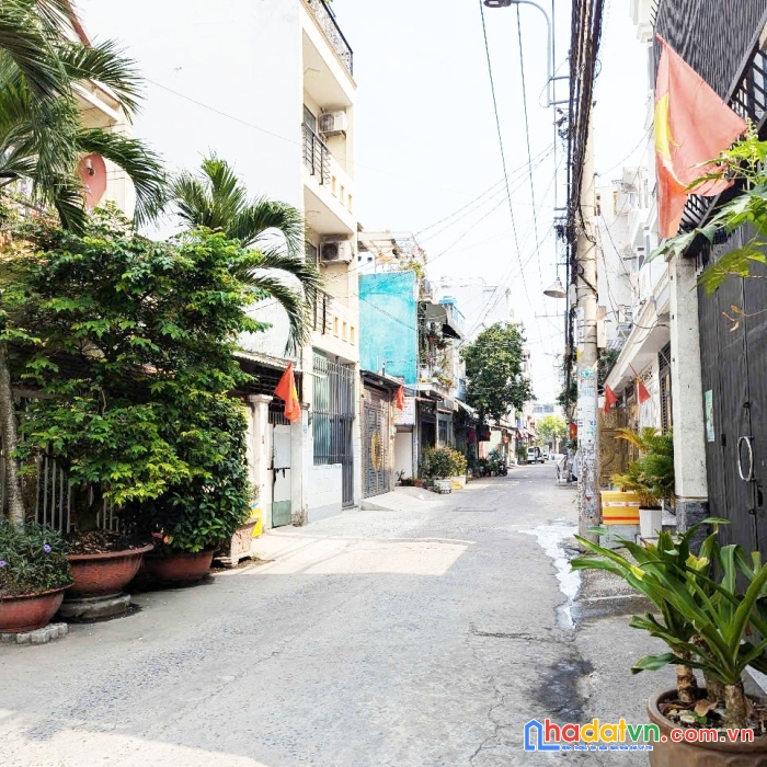 Nhà đẹp ở ngay, hẻm xe tải 7m, 4 tầng, lê văn quới, 4x18m, 72m2, nhỉnh 7 tỷ tl