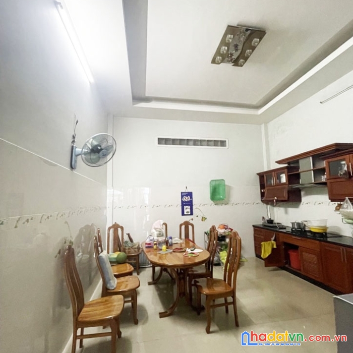 Nhà mặt tiền 4 tầng, trần tấn, tân phú, 4.5x18m, 78m2, nhỉnh 11 tỷ tl