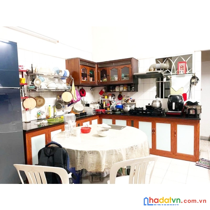 Nhà mặt tiền 4 tầng, bàu cát 7, tân bình, 4x18m, 72m2, nhỉnh 14 tỷ tl