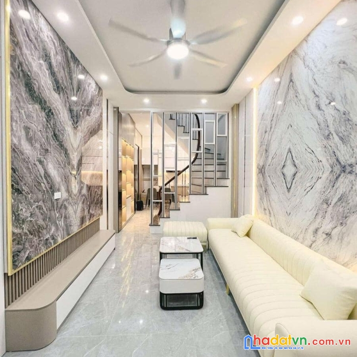 Bán nhà phố hoàng mai, hoàng văn thụ 42m, 4 tầng. giá: 7.5 tỷ. lh: 0937.158.386
